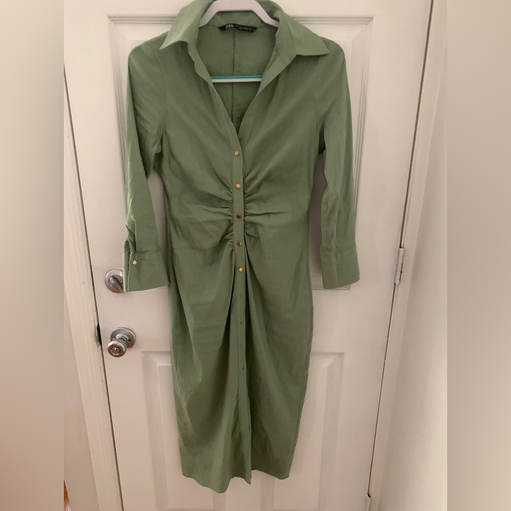 Green fitted dress size small